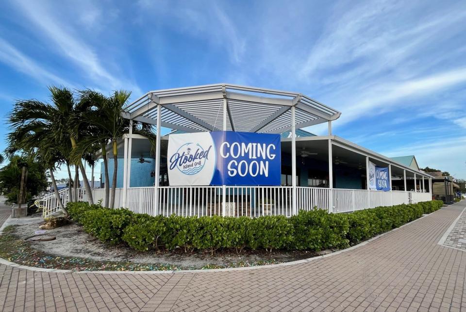 Hooked Island Grill will open at the corner of SE 10th Place and SE 47th Terrace in South Cape near Club Square.