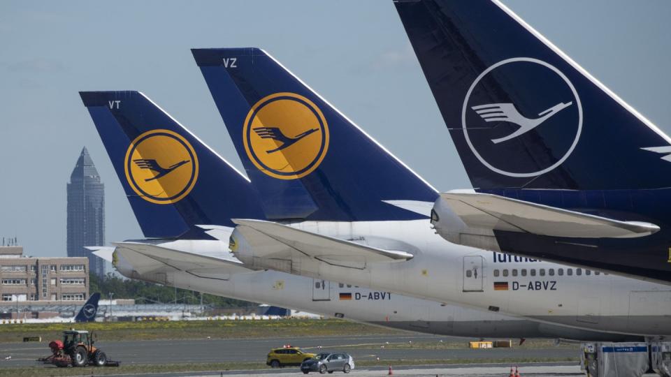 Stillgelegte Passagiermaschinen der Lufthansa.