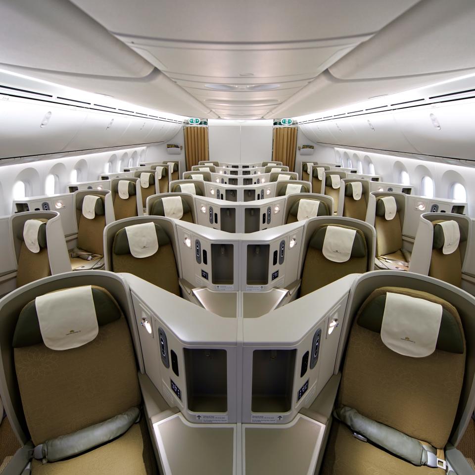 The Vietnam Airlines Boeing 787-9 Dreamliner business-class cabin