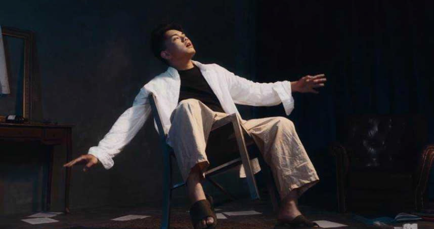 楊肅浩在新歌中〈到這為止〉記錄自己過往的一段感情故事。（圖／典選音樂提供）