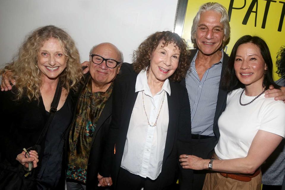 <p>Bruce Glikas/Getty Images</p> From left: Carol Kane, Danny DeVito, Rhea Perlman, Tony Danza and Lucy Liu.