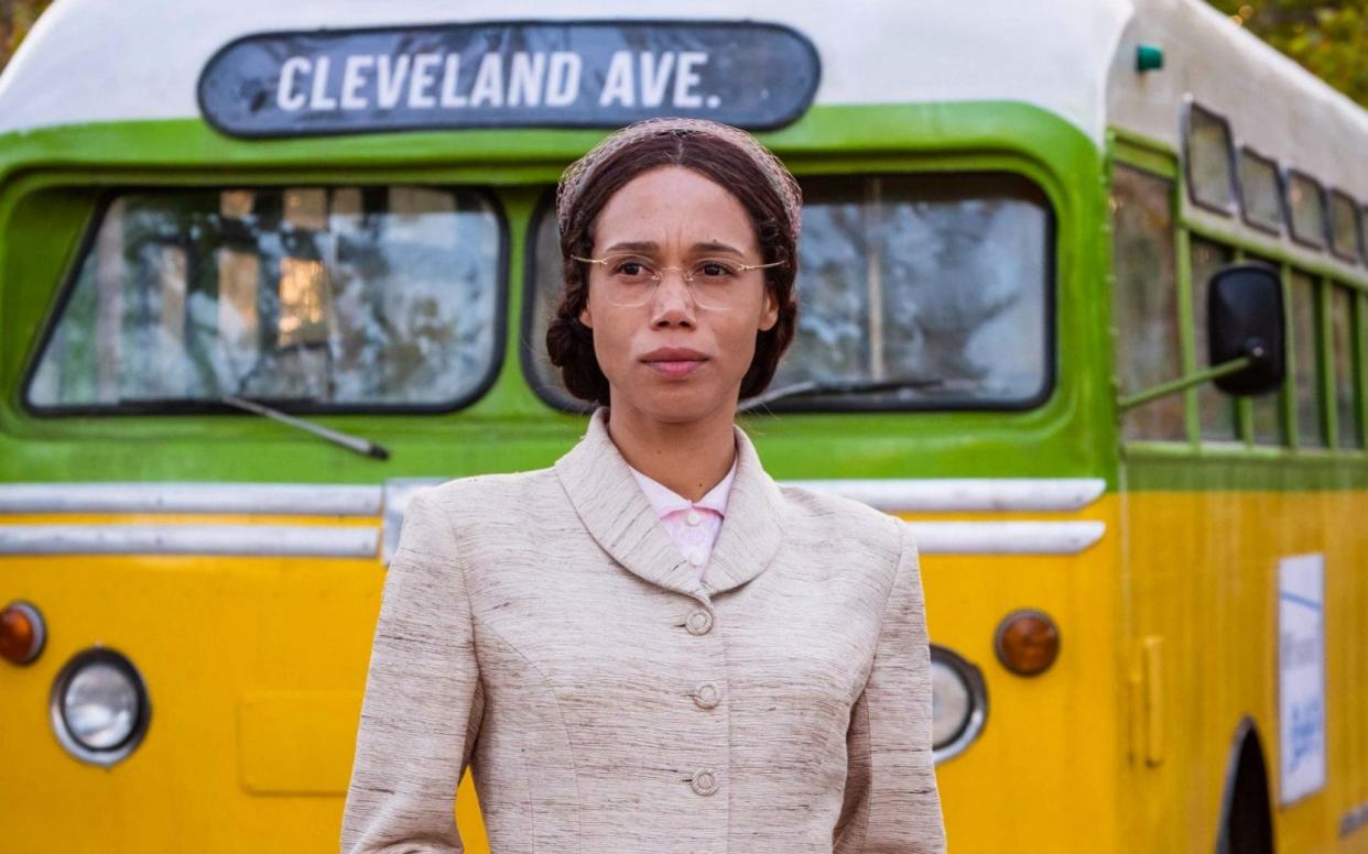 Vinette Robinson as Rosa Parks in Doctor Who - 3