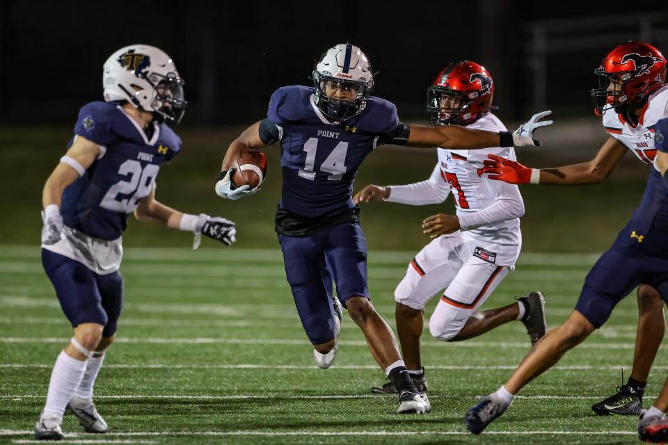 Stony Point's Braylon James, busting loose in a game against Manor, will join Westlake receiver Jaden Greathouse at Notre Dame this fall.