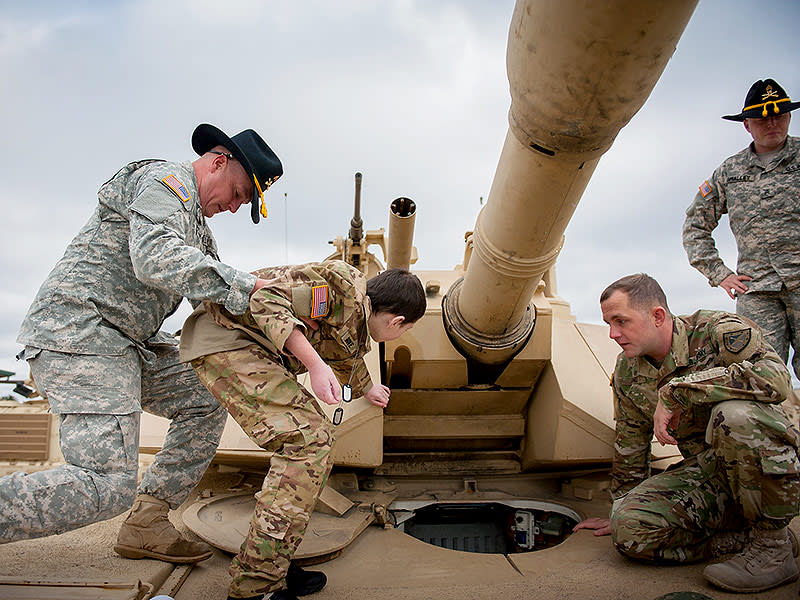 Meet Mr. Tank! Boy, 12, with Inoperable Brain Tumor Gets the Thrill of a Lifetime as He's Made a Tank Commander for a Day| Real People Stories, Military and Soldiers