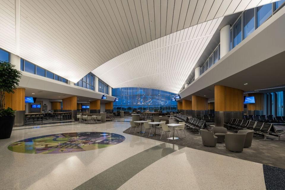 The small Gerald R. Ford International Airport is big on amenities