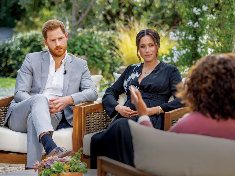 Oprah Winfrey en una de sus entrevistas más famosas, con el príncipe Harry y su esposa, Meghan Markle