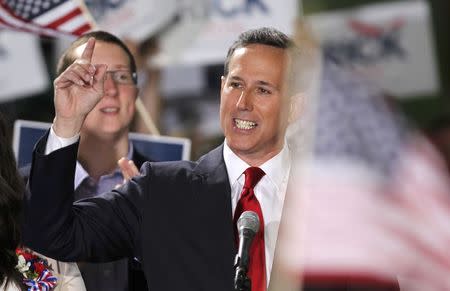 Republican presidential candidate and former U.S. Senator Rick Santorum speaks to the crowd after formally declaring his candidacy for the 2016 Republican presidential nomination during an announcement event in Cabot, Pennsylvania, May 27, 2015. REUTERS/Aaron Josefczyk
