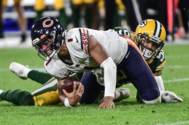 Chicago Bears QB Justin Fields begins big season with lackluster  performance in loss to Green Bay