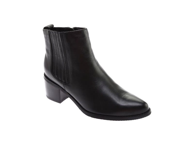 Blondo Elvina Waterproof Leather Block Heel Chelsea Boot. (Photo: Walmart)