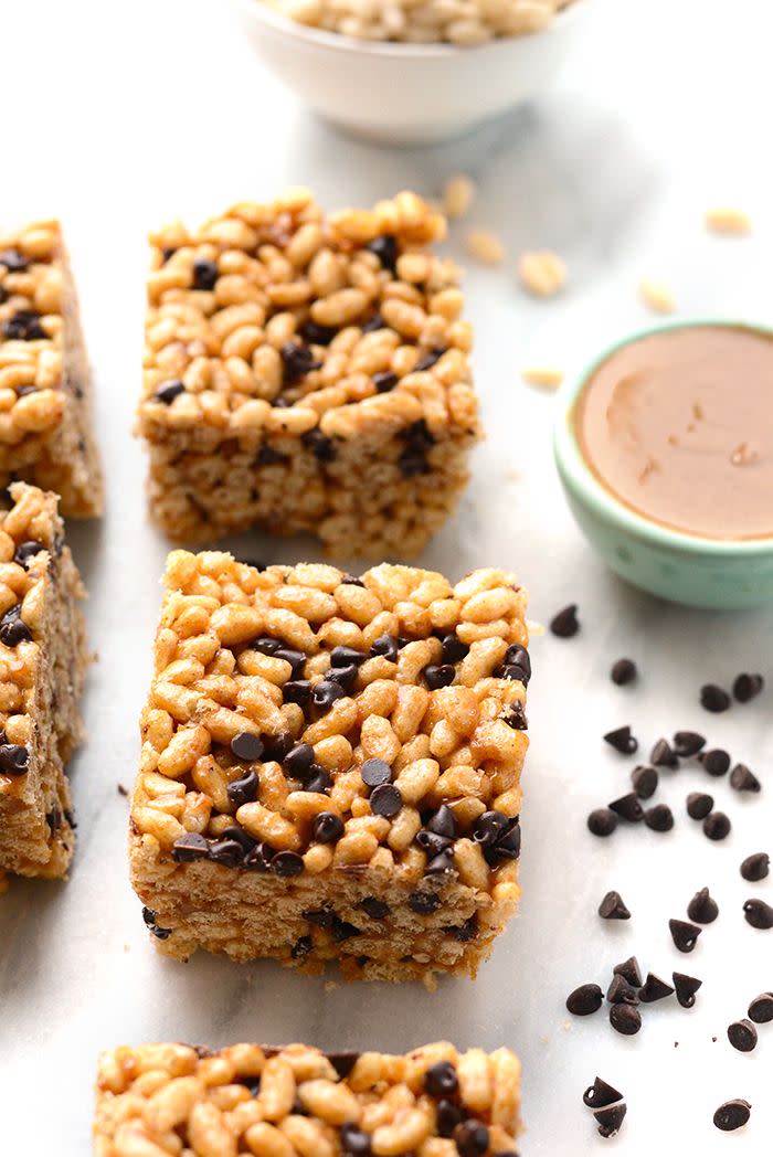 <strong>Get the <a href="http://fitfoodiefinds.com/2016/03/almond-butter-rice-crispy-treats/" target="_blank">Almond Butter Rice Krispy Treats recipe</a>&nbsp;from Fit Foodie Finds</strong>