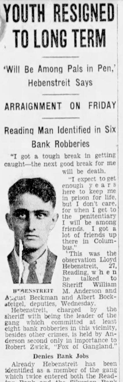 Lloyd Hebenstreit, lederen af ​​banden af ​​bankrøvere, der fejede Cincinnati-området i 1930'erne, er afbildet i en artikel fra Cincinnati Post den 30. juli 1930.