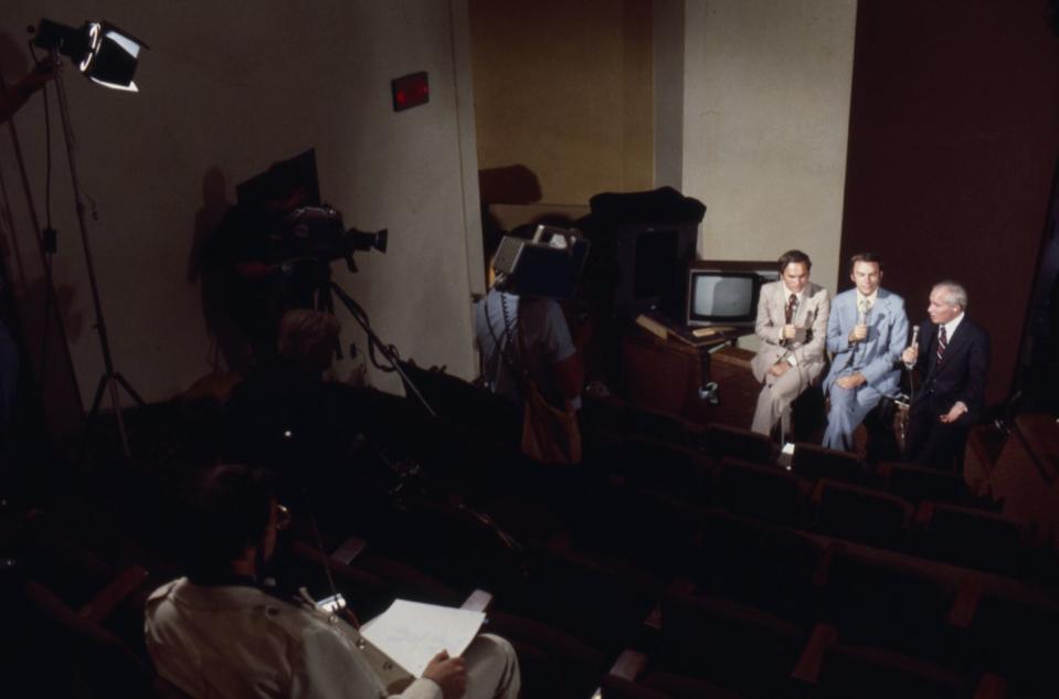 1976: Gearing Up for News Coverage