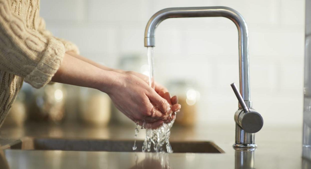 This clever gadget with easy descale your tap. (Getty Images) 