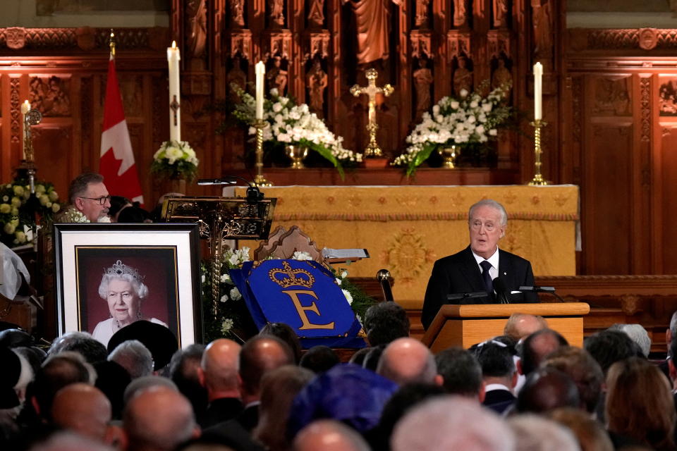 Mulroney speaks at ceremony marking Queen Elizabeth's funeral