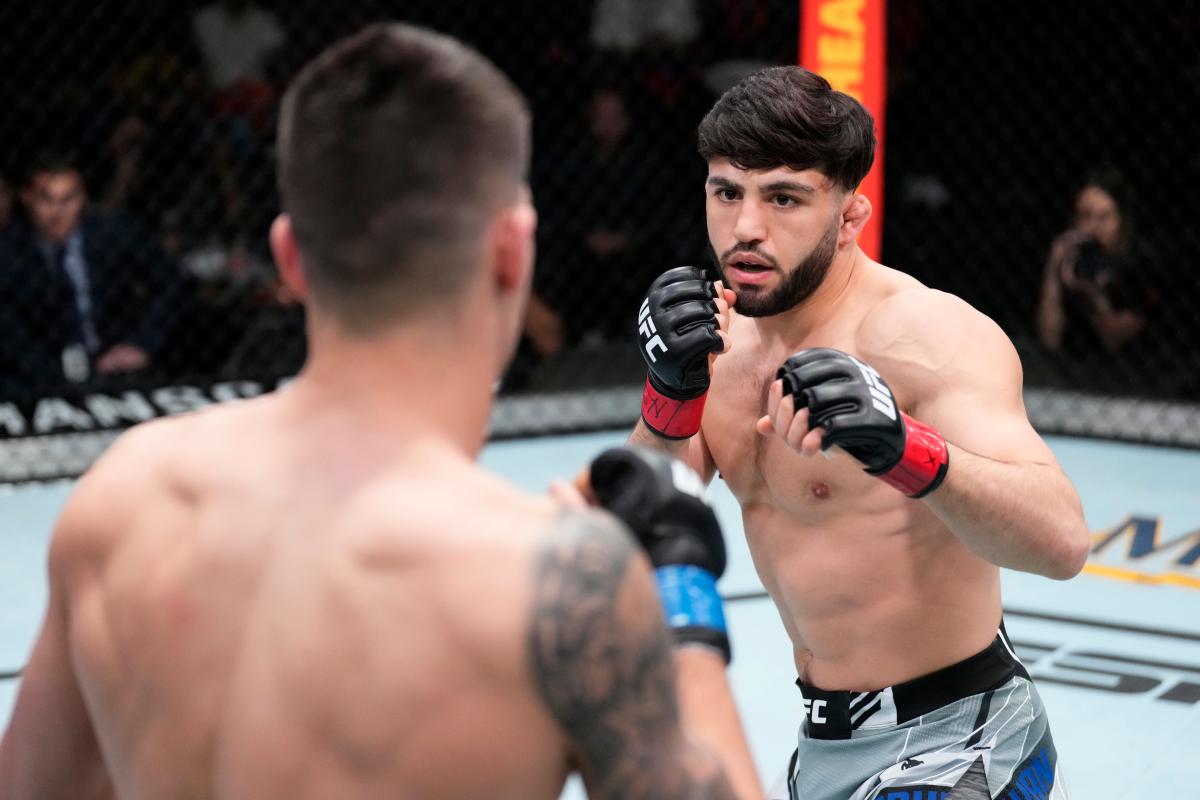 Beneil Dariush and Arman Tsarukyan to face off in UFC showdown in Austin