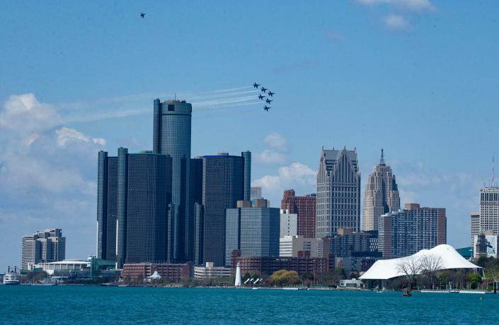 US Navy Blue Angels returning to Michigan in July for Thunder Over Michigan Airshow