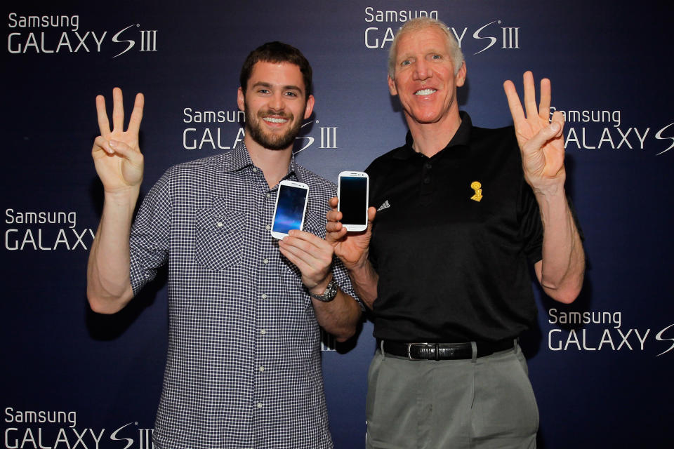 NEW YORK, NY - JUNE 20: Current and former NBA stars Kevin Love (L) and Bill Walton (R) showcase the next best thing, at the Samsung Galaxy S III launch day at Skylight Studios in NY on June 20, 2012 in New York City. (Photo by Jemal Countess/Getty Images)