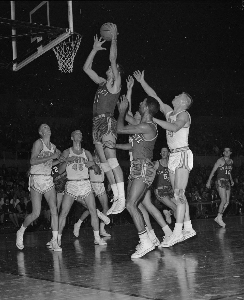 Ohio State's Jerry Lucas scores against UCLA in 1961