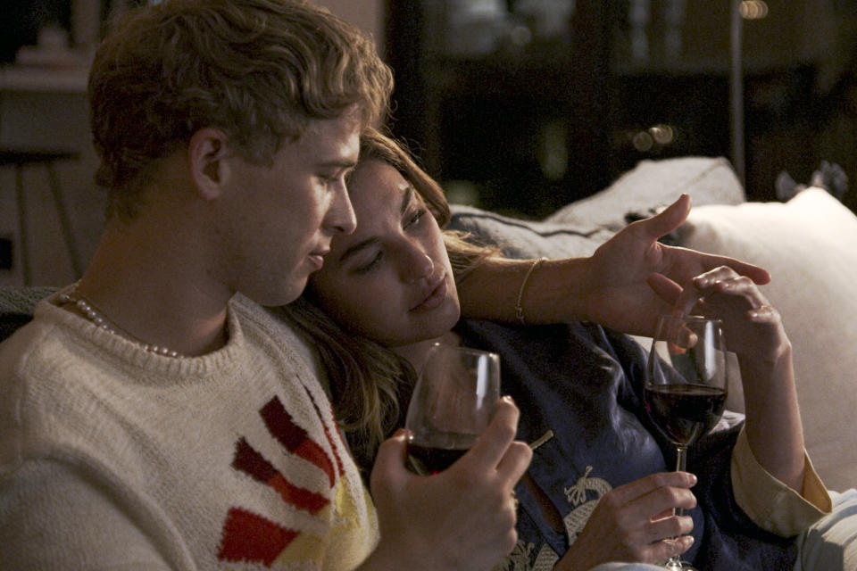 Tommy Dorfman and Rainey Qualley in 'Love in the Time of Corona'<span class="copyright">Freeform</span>