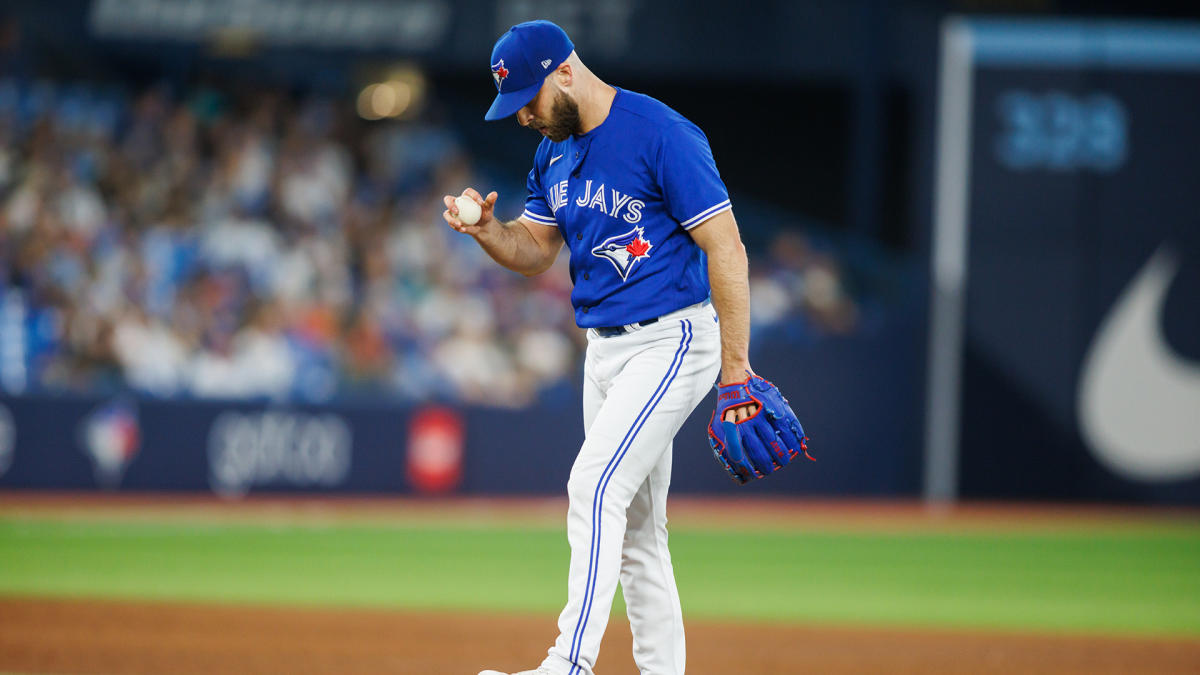 Gausman catches first pitch from leZlie lee cam to start Blue Jays' Pride  Weekend