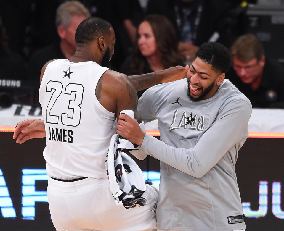 LOS ANGELES, CA - FEBRUARY 18:  LeBron James #23 and Anthony Davis #23 of Team LeBron celebrate after winning the NBA All-Star Game 2018 at Staples Center on February 18, 2018 in Los Angeles, California.  (Photo by Jayne Kamin-Oncea/Getty Images)