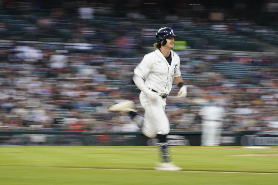 Detroit Tigers' Zach McKinstry runs to first during the seventh inning of a baseball game against the Chicago White Sox, Friday, May 26, 2023, in Detroit. (AP Photo/Carlos Osorio)