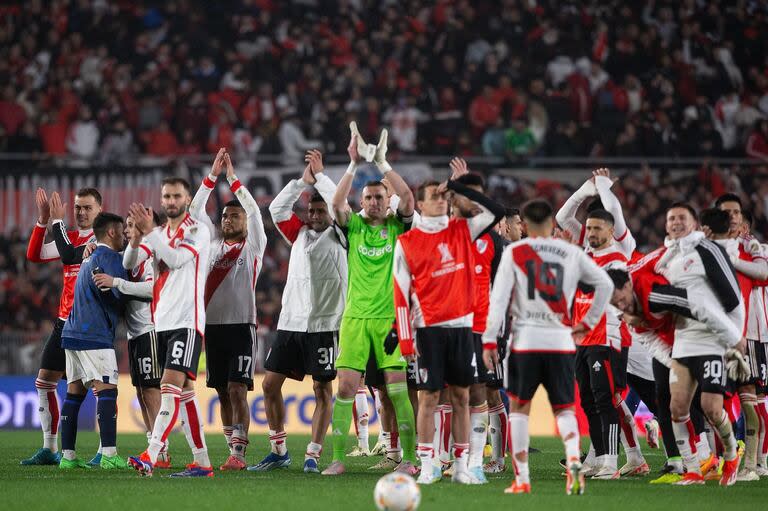 River Plate viene de eliminar a su compatriota Talleres y de los cinco partidos que le quedarían hasta el desenlace de la Copa Libertadores afrontaría tres en su estadio.