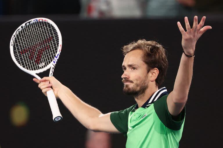 Daniil Medvedev estaba dos sets abajo ante el alemán Alexander Zverev, pero pudo recuperarse 