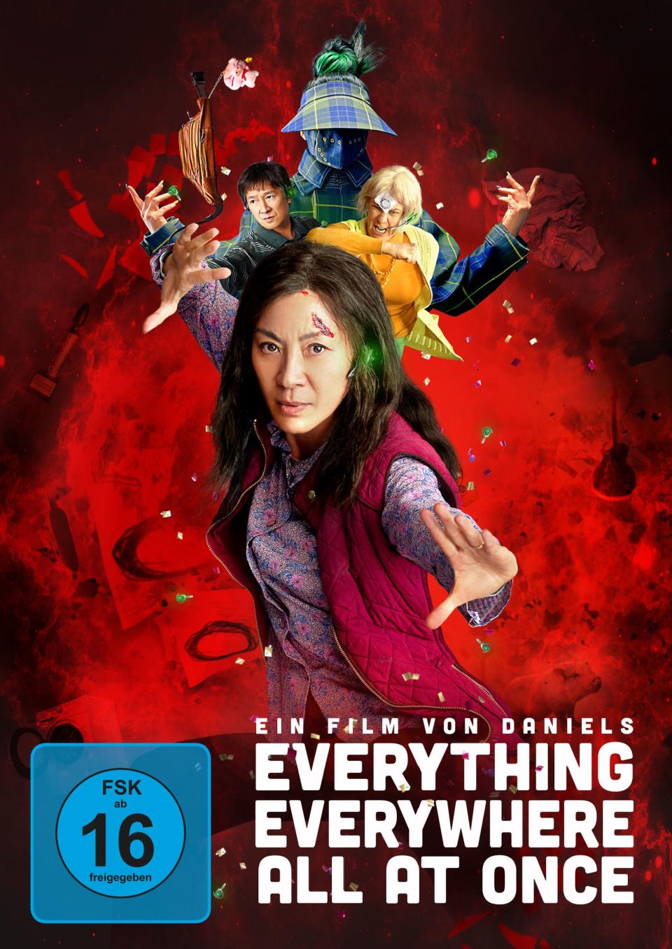 Evelyn (Michelle Yeoh) in "Everything Everywhere All At Once"  ist dazu berufen, das Multiversum zu retten. (Bild: Leonine / Nadja Tremmel)