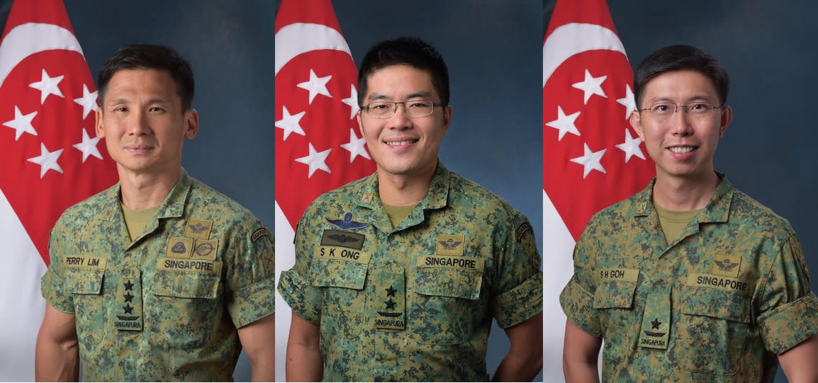 Outgoing CDF, Lieutenant-General (LG) Perry Lim, incoming CDF, Major-General (MG) Melvyn Ong Su Kiat, and incoming COA Brigadier-General Goh Si Hou. (PHOTO: MINDEF)