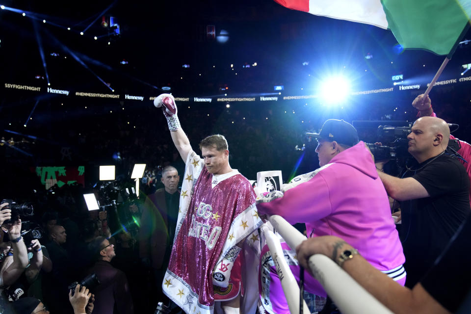 En la TV Abierta mexicana le dieron rounds ganados a Canelo que había perdido a la luz de la evidencia y también de la estadística. (AP Photo/John Locher)