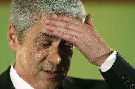 Portugal's Socialist Party candidate and caretaker Prime Minister Jose Socrates reacts during the general election in Lisbon June 5, 2011. REUTERS/Hugo Correia