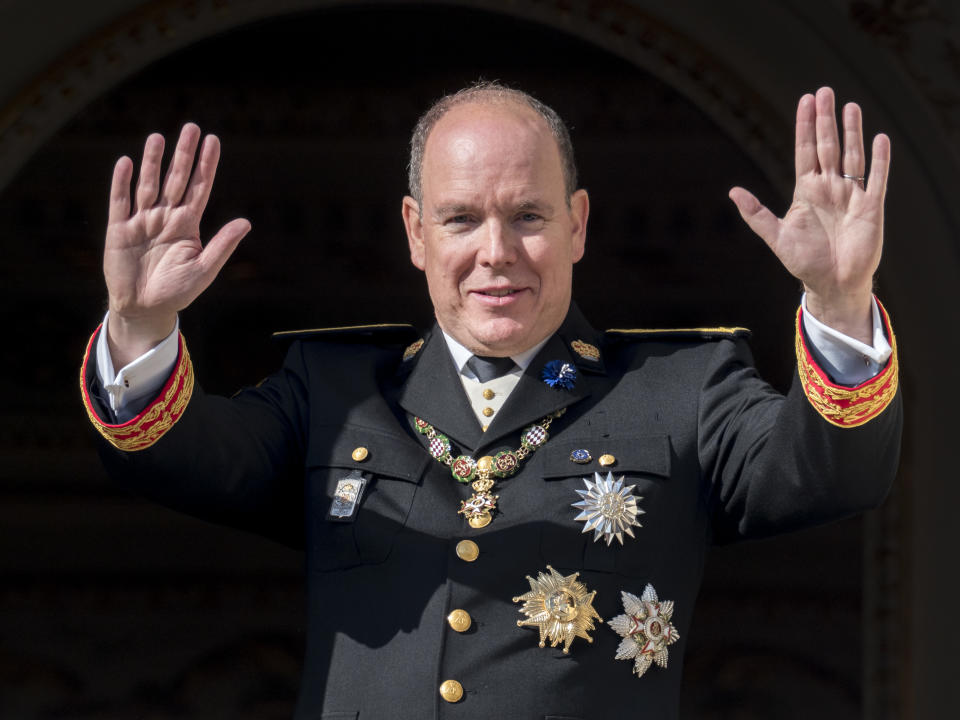 <p>Le prince souverain Albert II de Monaco a fêté ses 60 ans mercredi 14 mars 2018. Cela fait douze ans que le fils du Prince Rainier et de l’actrice Grace Kelly règne sur le Rocher. Douze années marquées par son mariage avec la nageuse sud-africaine Charlene Wittstock en juillet 2011 et la naissance de ses jumeaux Gabriella et Jacques en décembre 2014, mais aussi par son engagement olympique et par son combat pour la défense de l’environnement.<br>Crédit photo : Getty Images </p>