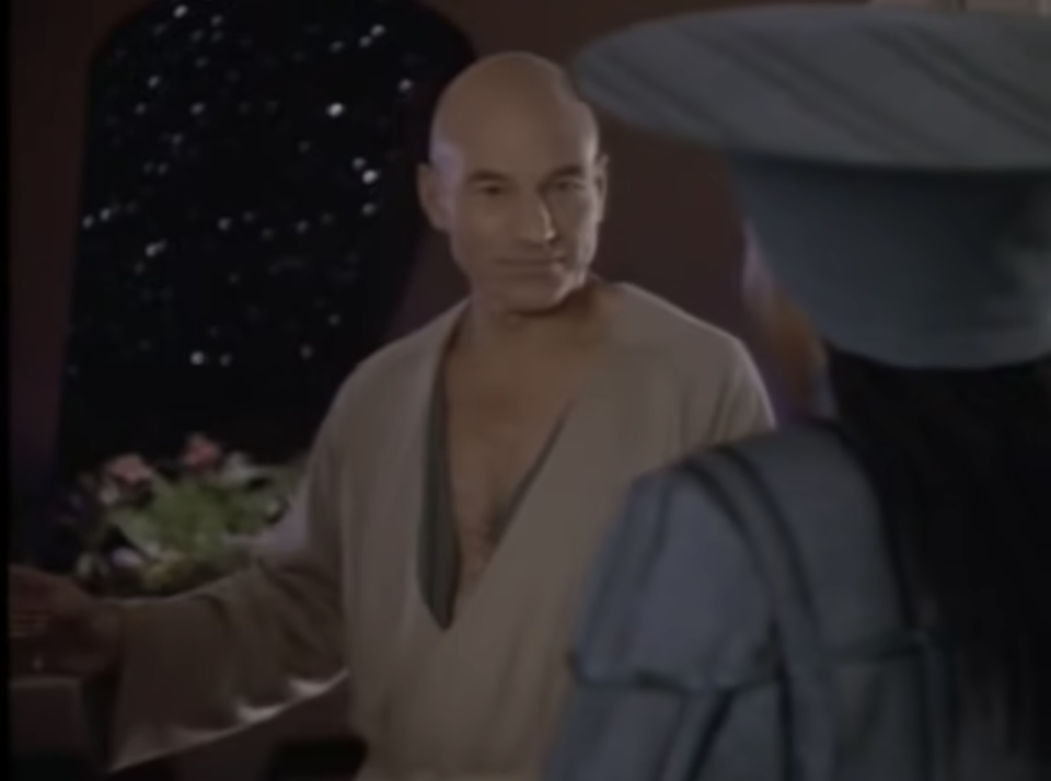 Screenshot from "Star Trek: Next Generation"
