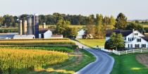 <p><strong>Best for Visiting Amish Country </strong></p><p>Lancaster, 2 hours west of Philadelphia, not only has a burgeoning arts scene, but it's the gateway to Amish country. Drive along route 340, passing rolling hills, to communities like Bird-in-Hand, where you'll see Amish farms, quilt shops, roadside fruit stands manned by bonneted teens, and yes, plenty of horse-and-buggies. </p><p><strong><em>Where to Stay:</em></strong> <a href="https://go.redirectingat.com?id=74968X1596630&url=https%3A%2F%2Fwww.tripadvisor.com%2FHotel_Review-g52970-d1718993-Reviews-Cork_Factory_Hotel-Lancaster_Lancaster_County_Pennsylvania.html&sref=https%3A%2F%2Fwww.countryliving.com%2Flife%2Fg37186621%2Fbest-places-to-experience-and-visit-in-the-usa%2F" rel="nofollow noopener" target="_blank" data-ylk="slk:Cork Factory Hotel;elm:context_link;itc:0;sec:content-canvas" class="link ">Cork Factory Hotel</a>, <a href="https://go.redirectingat.com?id=74968X1596630&url=https%3A%2F%2Fwww.tripadvisor.com%2FHotel_Review-g52970-d610589-Reviews-Lancaster_Arts_Hotel-Lancaster_Lancaster_County_Pennsylvania.html&sref=https%3A%2F%2Fwww.countryliving.com%2Flife%2Fg37186621%2Fbest-places-to-experience-and-visit-in-the-usa%2F" rel="nofollow noopener" target="_blank" data-ylk="slk:Lancaster Arts Hotel;elm:context_link;itc:0;sec:content-canvas" class="link ">Lancaster Arts Hotel</a></p>