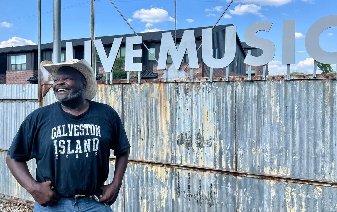 Pitmaster Rodney Lambert is now at Smokestack 1948 in Fort Worth.