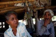 The Wider Image: As crops fail, Indonesia's Sumba seeks lifeline in weaving, fishing