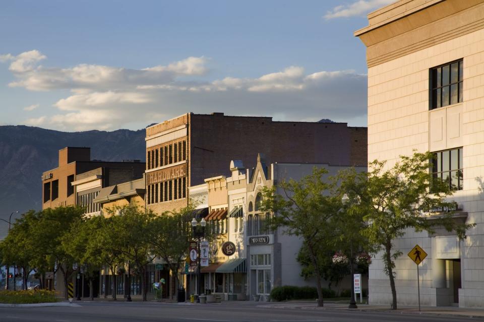 <p>You'll definitely need to take your time in Ogden — there's just so much to do in <a href="http://indieogdenutah.com/indie-ogdens-guide-to-thrifting-in-o-town/" rel="nofollow noopener" target="_blank" data-ylk="slk:terms of thrifting and antiquing;elm:context_link;itc:0;sec:content-canvas" class="link ">terms of thrifting and antiquing</a>. One good starting point is <a href="http://www.estate-sale-antiques.com/" rel="nofollow noopener" target="_blank" data-ylk="slk:The Estate Sale Antiques;elm:context_link;itc:0;sec:content-canvas" class="link ">The Estate Sale Antiques</a>, where vintage boomboxes sit side-by-side with antique furniture.</p>