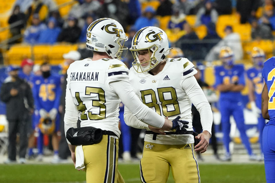 Georgia Tech place kicker Gavin Stewart (88) is congratulated by David Shanahan after making a field goal against Pittsburgh during the first half of an NCAA college football game, Saturday, Oct. 1, 2022, in Pittsburgh. (AP Photo/Keith Srakocic)