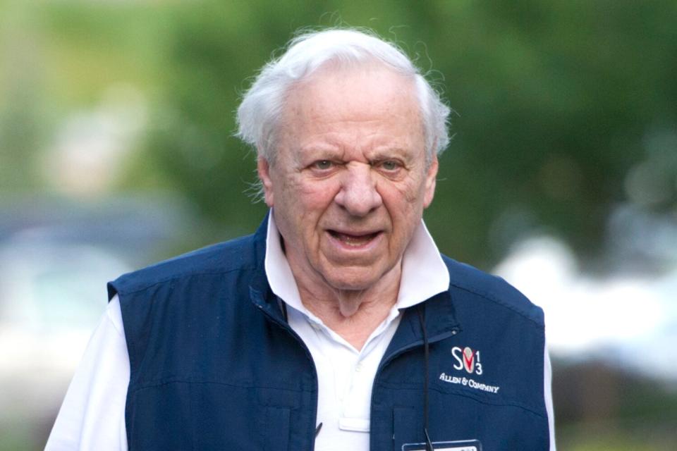 Herbert Siegel, founder of Chris-Craft Industries now owned by News Corp., arrives for a morning session during the Allen & Co. Media and Technology Conference in Sun Valley, Idaho, U.S., on Wednesday, July 10, 2013.