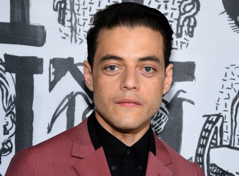 Nicht nur Rami Malek, auch Christoph Waltz soll eine Schurkenrolle im nächsten "James Bond"-Film spielen. Sein Auftritt soll an einen legendären Thriller erinnern.