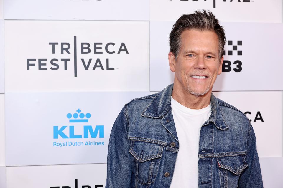 Kevin Bacon wore a disguise to be unrecognizable in public.