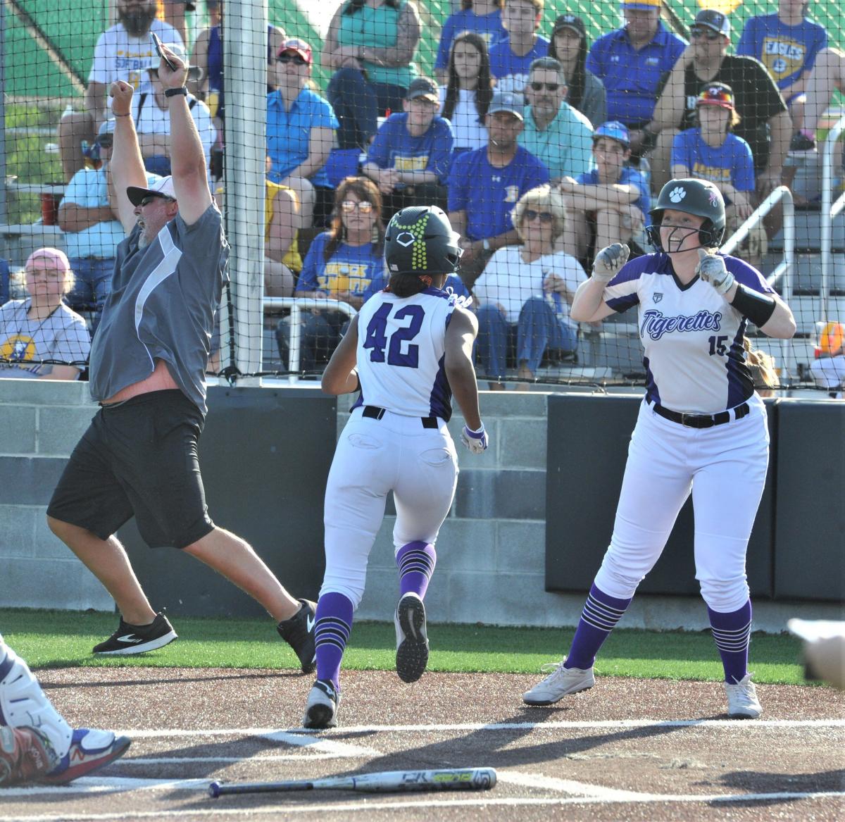 Beavers Make A Ninth-Inning Rally, But Lose 2-1 To Cal