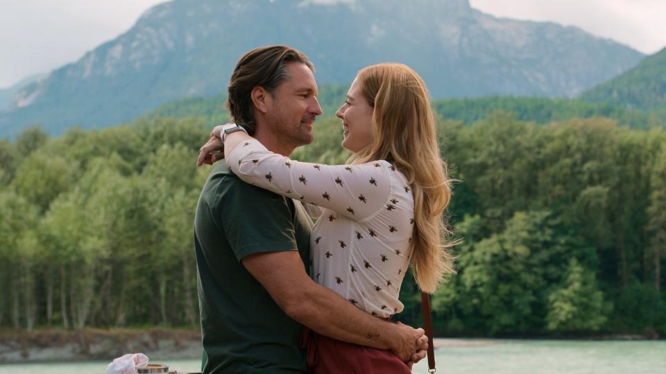 (L, R) Martin Henderson as Jack Sheridan, Alexandra Breckenridge as Mel Monroe in Virgin River season 4