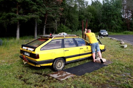 Feeling the heat? Estonian takes his sauna on the road, literally