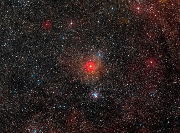 HR 5171, the brightest star just below the centre of this wide-field image, is a yellow hypergiant, a very rare type of stars with only a dozen known in our galaxy. Image released March 12, 2014.