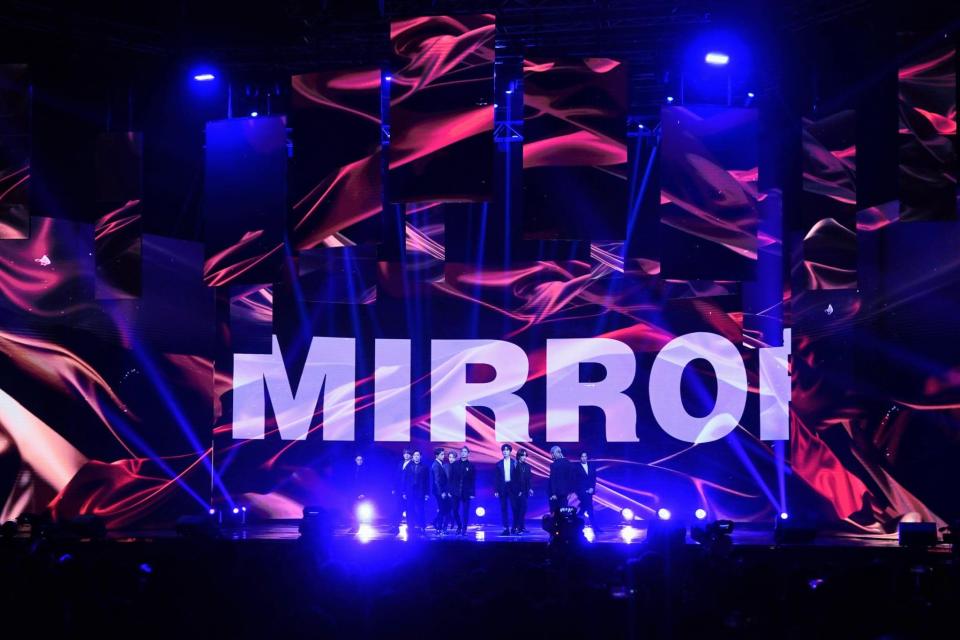 MIRROR首度公開演繹《金人》。