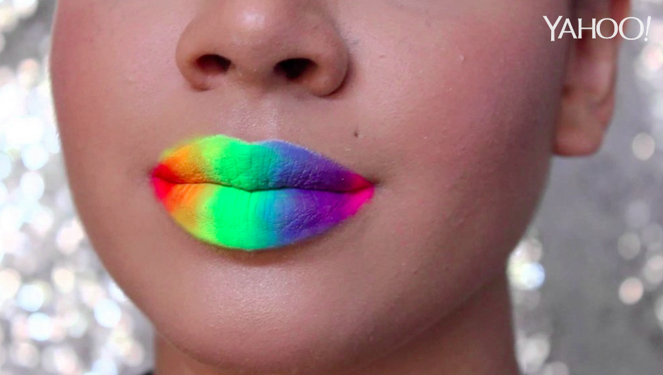Tutorial de maquillaje: labios arcoíris