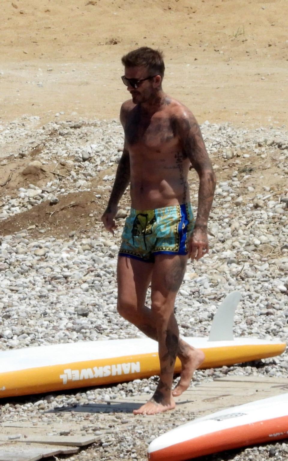 David Beckham beach -  Savio/MEGA