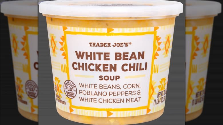 Plastic chicken chili soup container